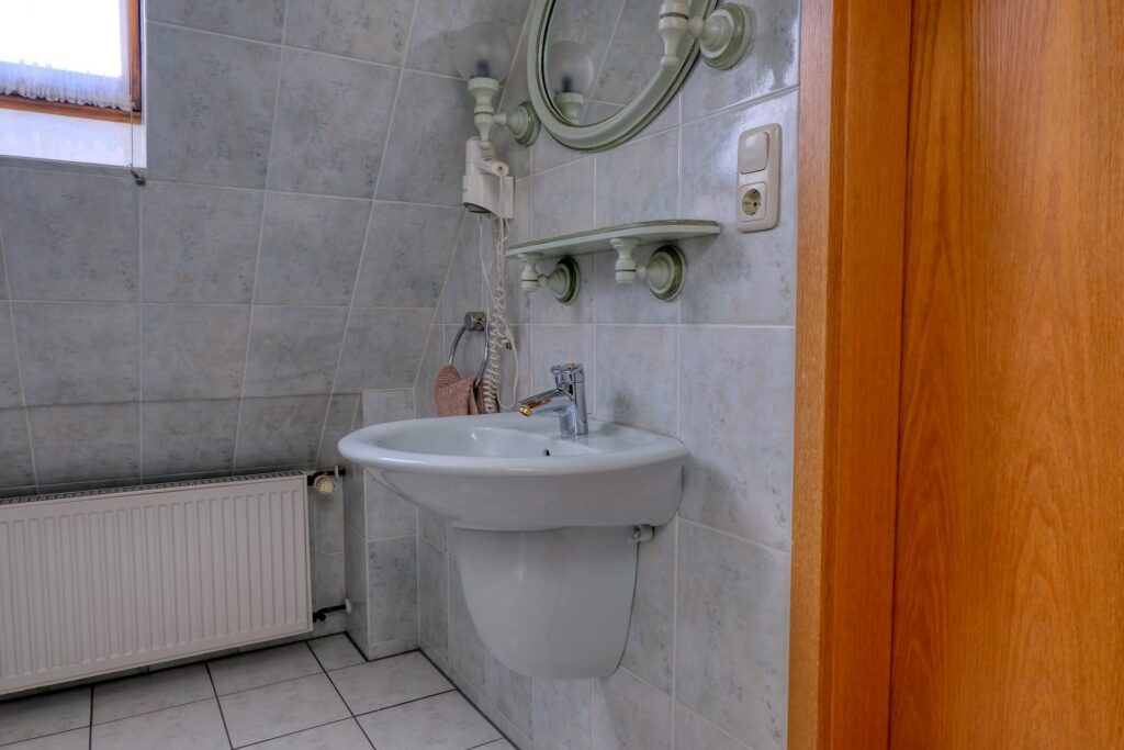 Gästehaus Lehne Ferienwohnung No. 2 - Bad Waschbecken